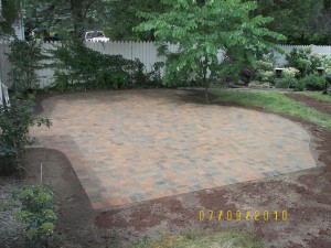 TUMBLED PAVER PATIO