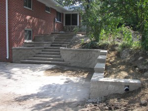 PRECAST BLOCK STEPS