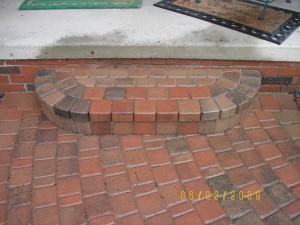 BRICK PAVER STEP, ROUND CORNERS