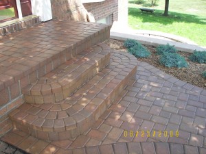 BRICK PAVER STEP AND PORCH, ROUND CORNERS